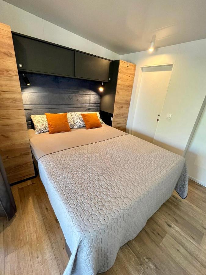 Villa Family Grand De Luxe Mobilhome 셀스 외부 사진