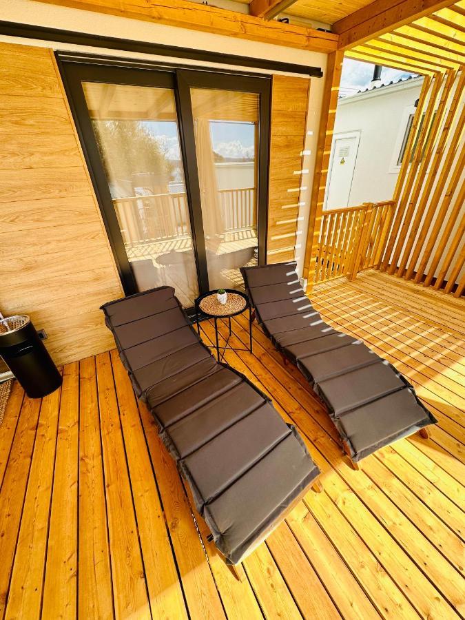 Villa Family Grand De Luxe Mobilhome 셀스 외부 사진